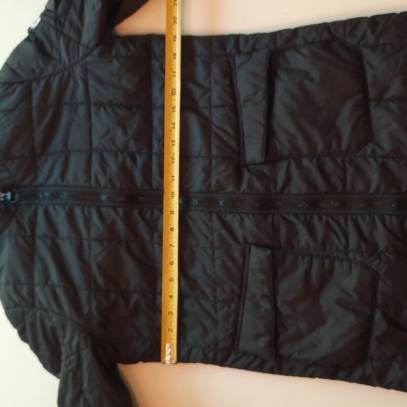 Roxy small black long lightweight puffer - Picture 9 of 10